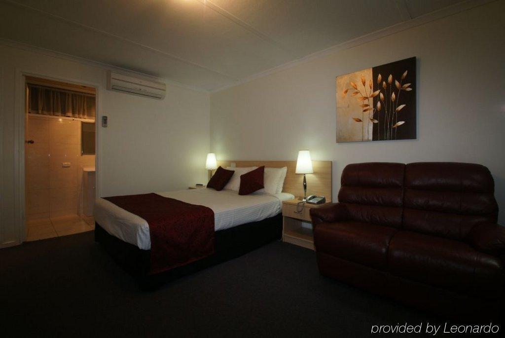 Edinburgh Motor Inn Warragul Zimmer foto